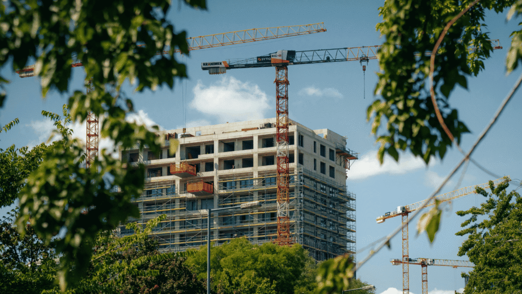 City-Specific Analysis Leasing and Residential Correlation