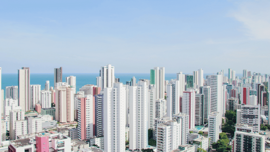 New Launches vs Resale Properties